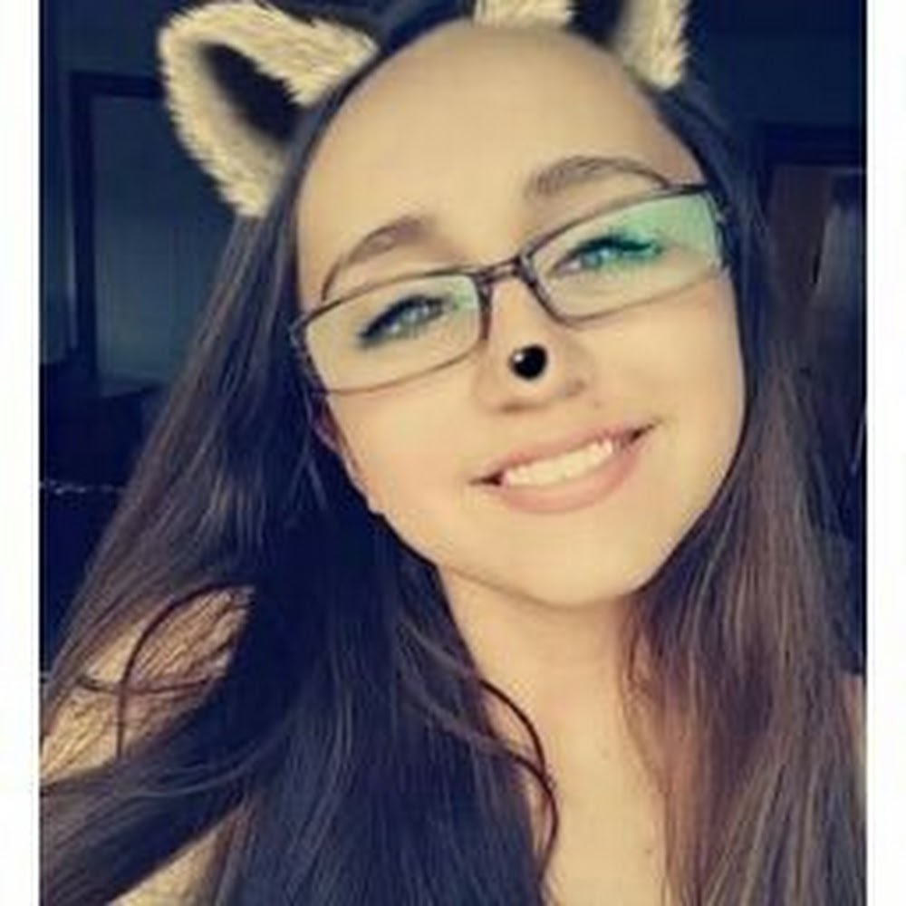 Meet your Posher, Paulina